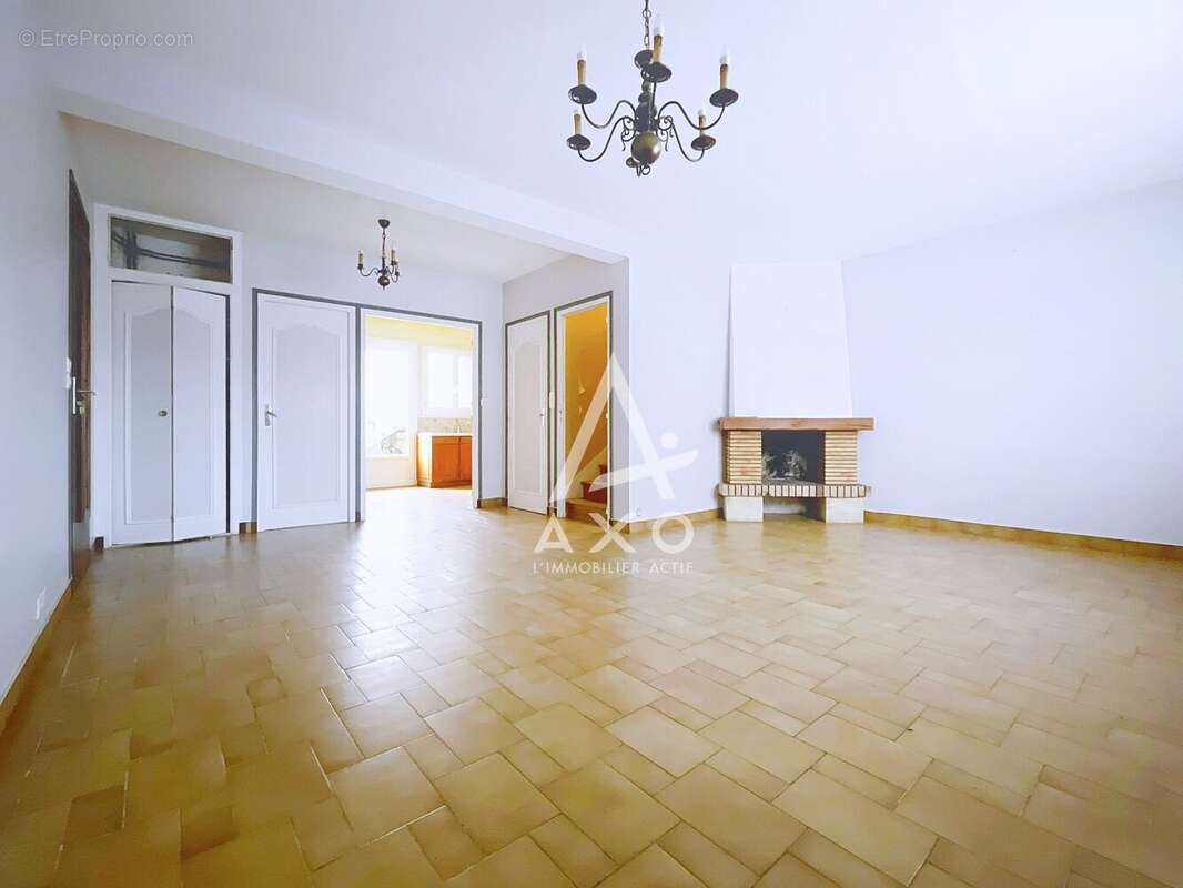 Maison à COULLONS