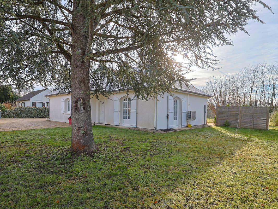Maison à SAINT-CYR-EN-VAL