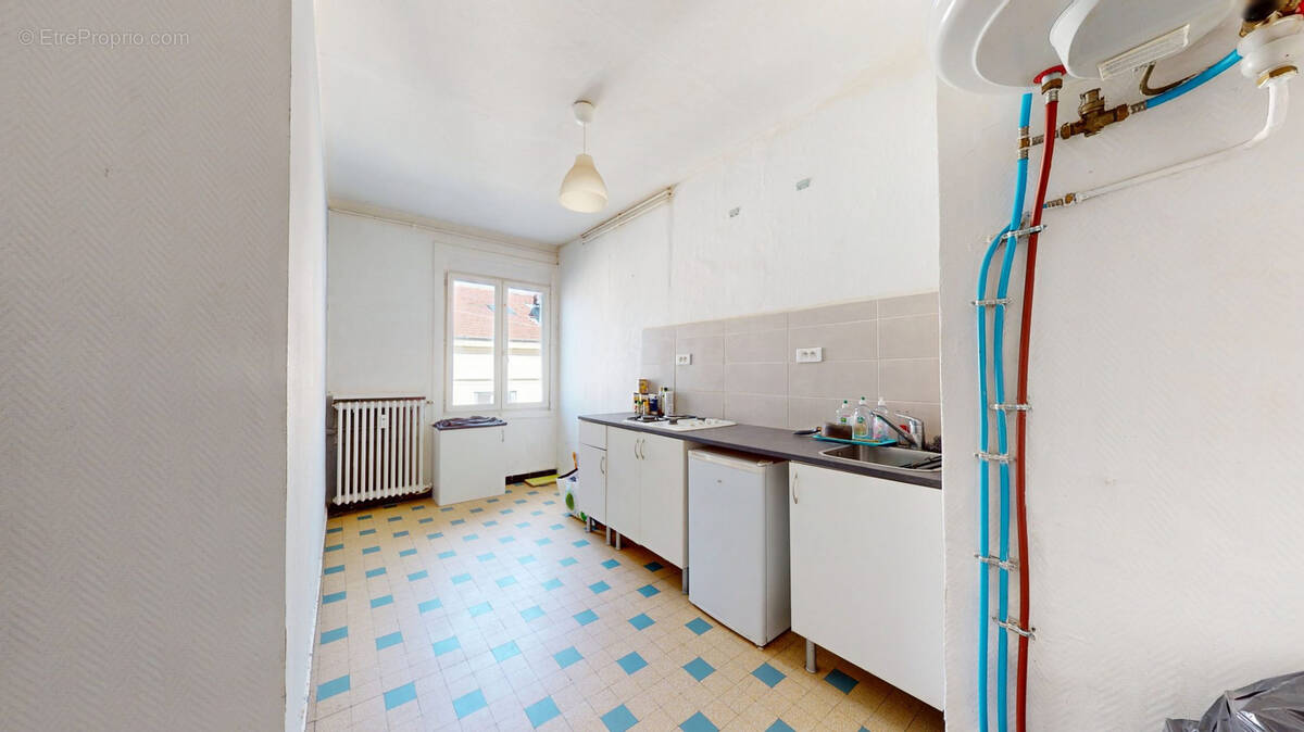 Appartement à SAINT-ETIENNE