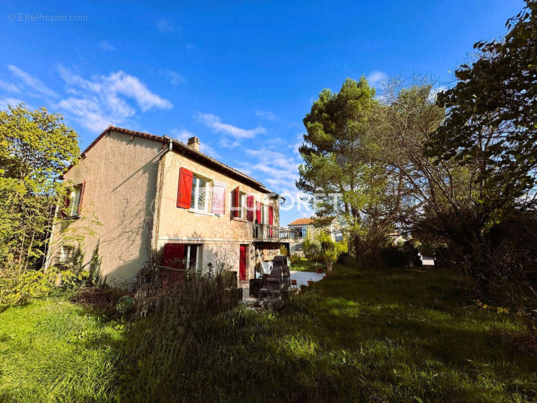 Maison à SAINT-MAXIMIN-LA-SAINTE-BAUME