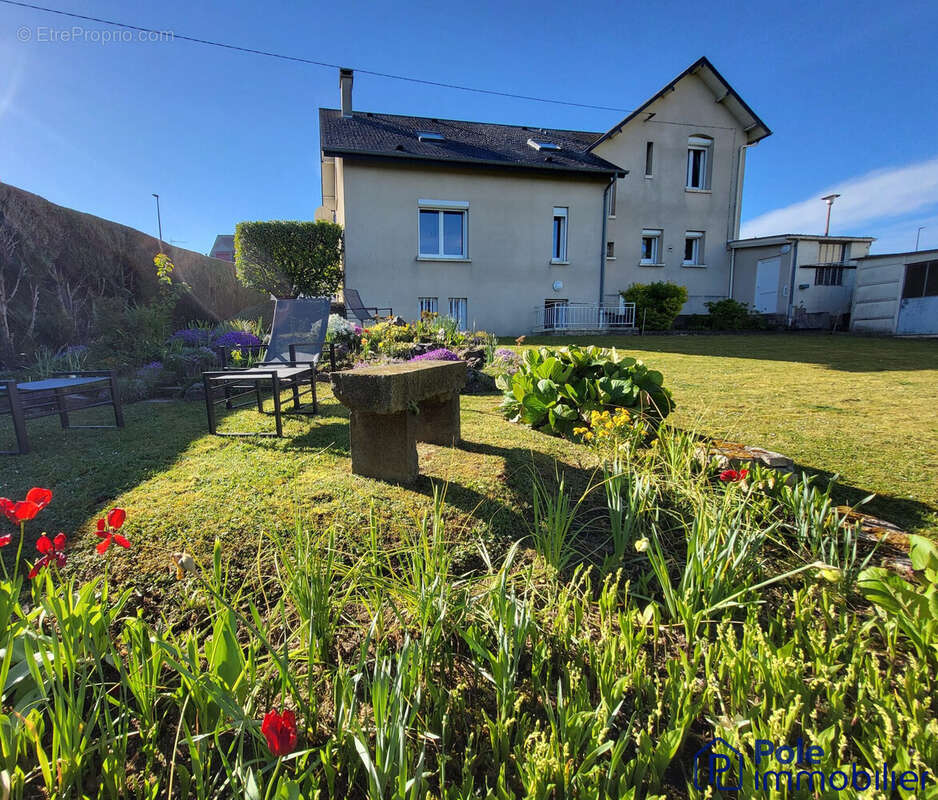 Maison à MONDEVILLE