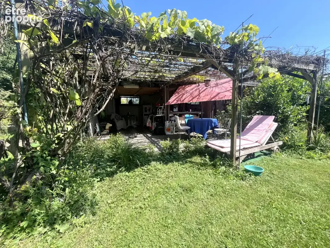 Compromis appartement - maison familiale de 143m² au sol, proche du lac - photo 2
