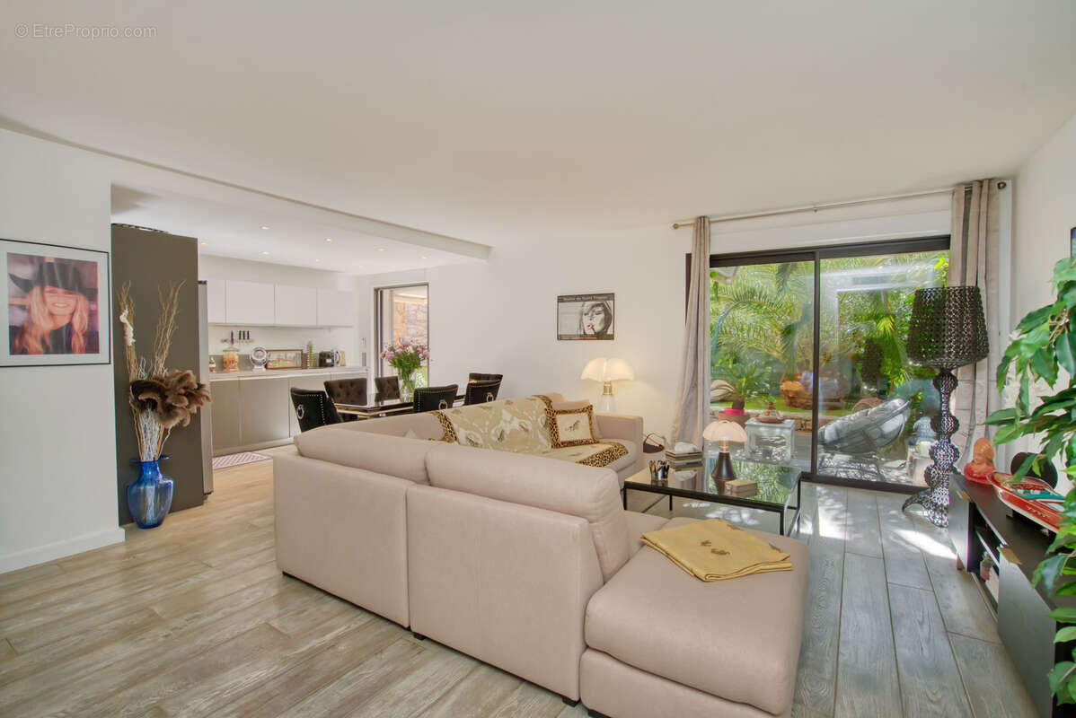 Appartement à SAINT-TROPEZ