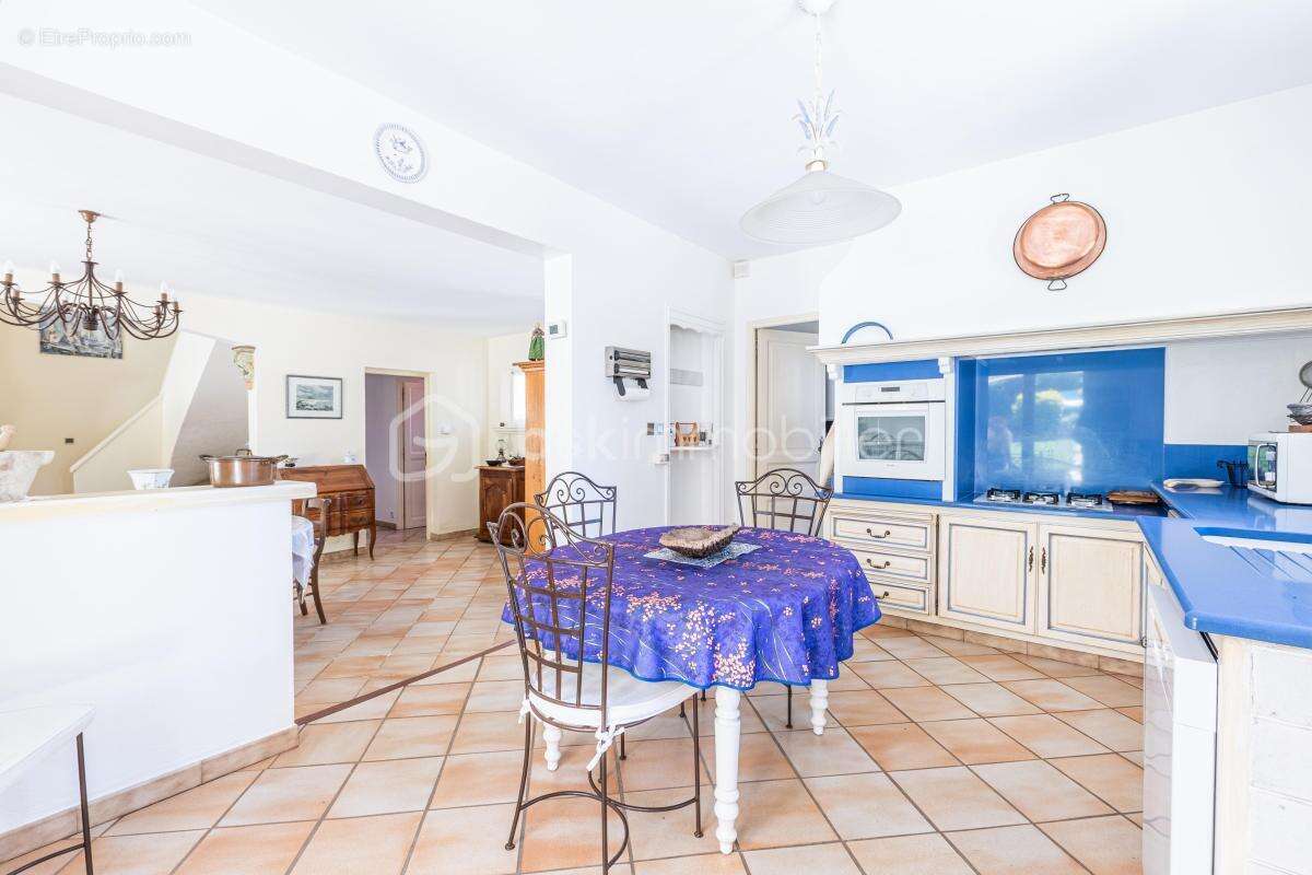 Maison à LA VALETTE-DU-VAR