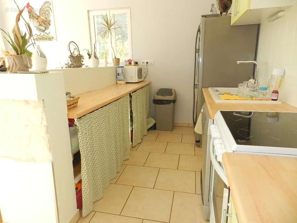 Maison à SAINT-PIERRE-SUR-DIVES