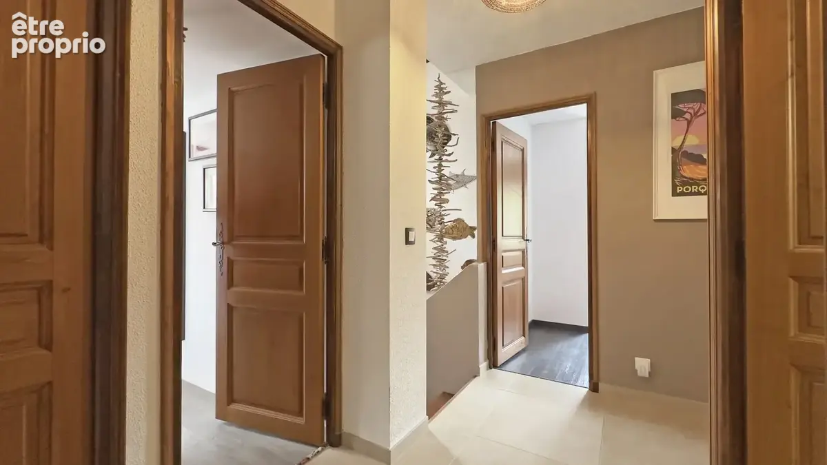 Exclusivité   Belgentier  Villa en parfait état avec piscine et vue dégagée - photo 11