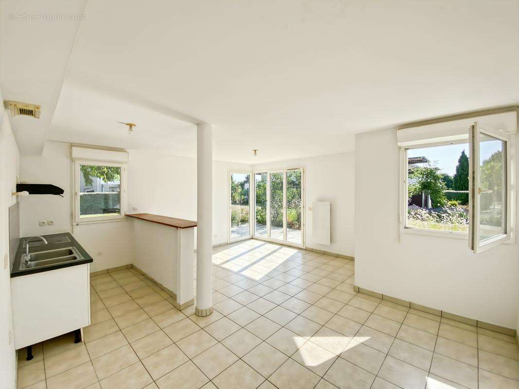Appartement à SAINT-LOUBES