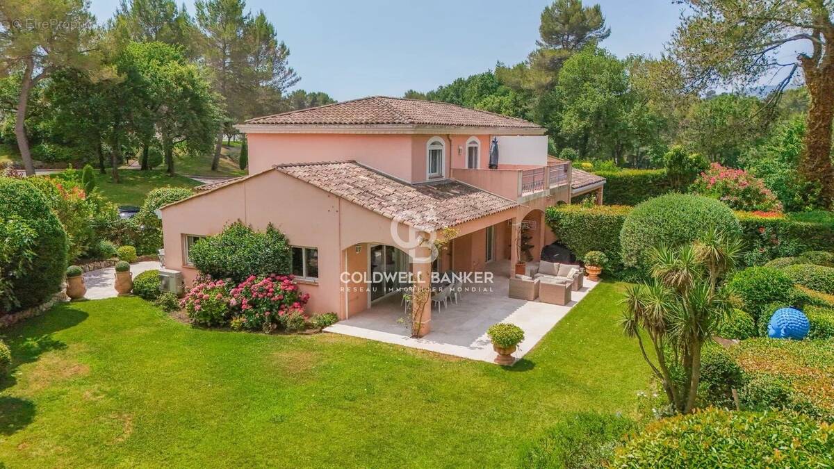 Maison à MOUGINS