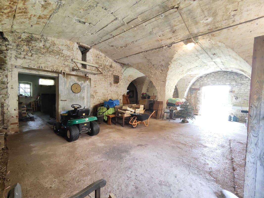 Maison à PONT-DE-BARRET