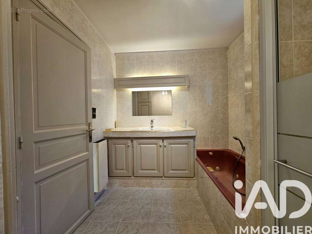 Photo 9 - Maison à FREJUS