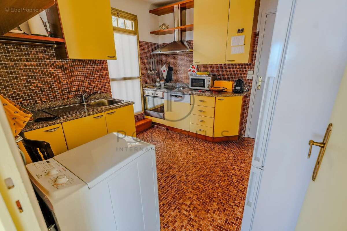 Appartement à CAP-D'AIL