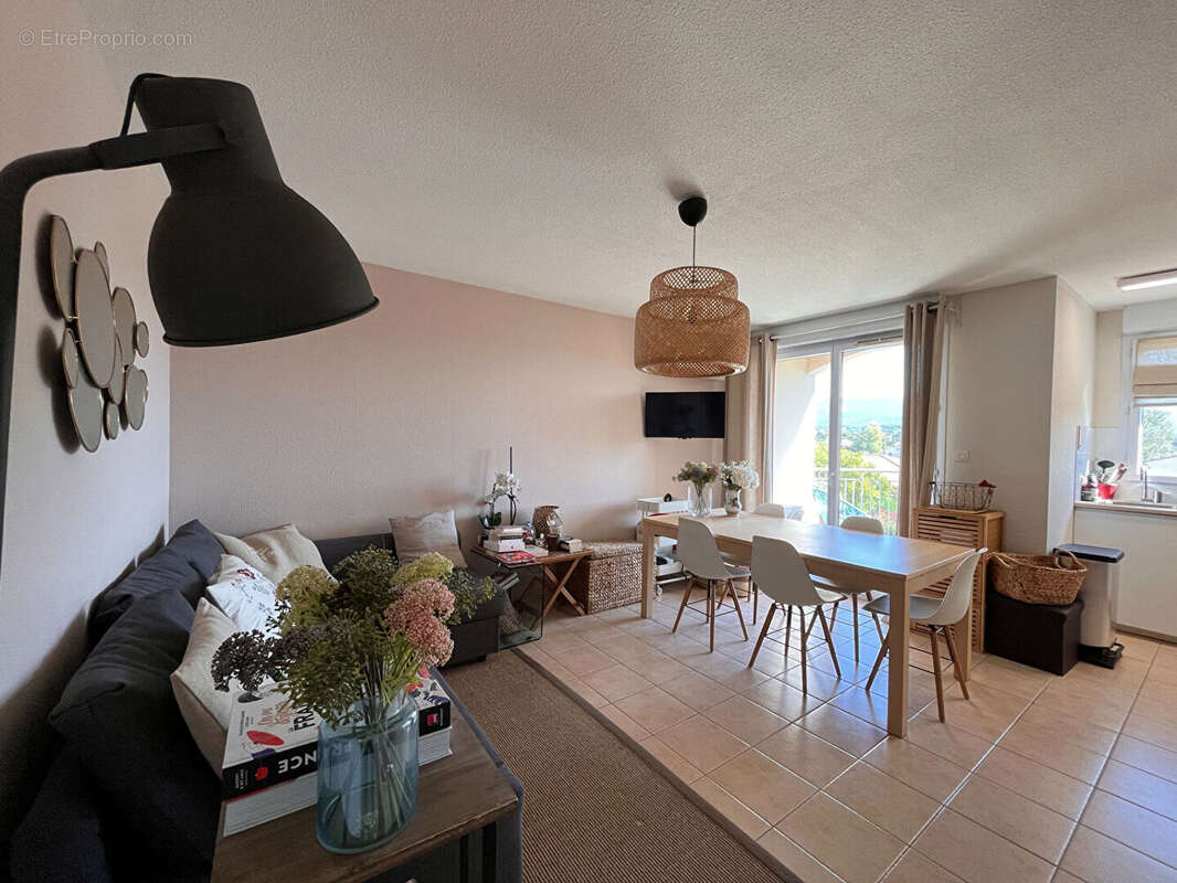 Appartement à L&#039;ISLE-SUR-LA-SORGUE