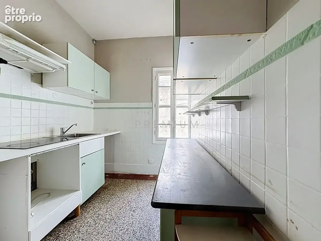 Propriété avec Maison des Années 30 et une grange 150 m2 avec potentiel d'agrandissement sur terrain 3 480 m2 - photo 11