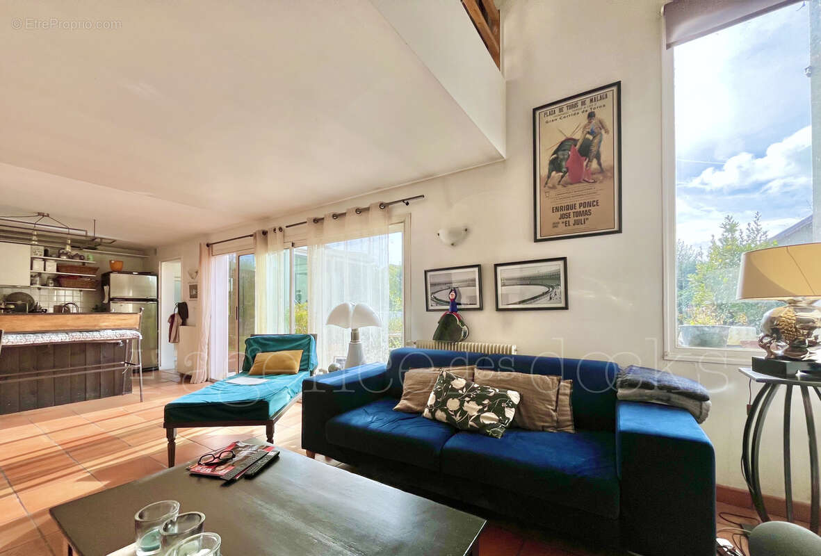 Maison à VILLENAVE-D'ORNON