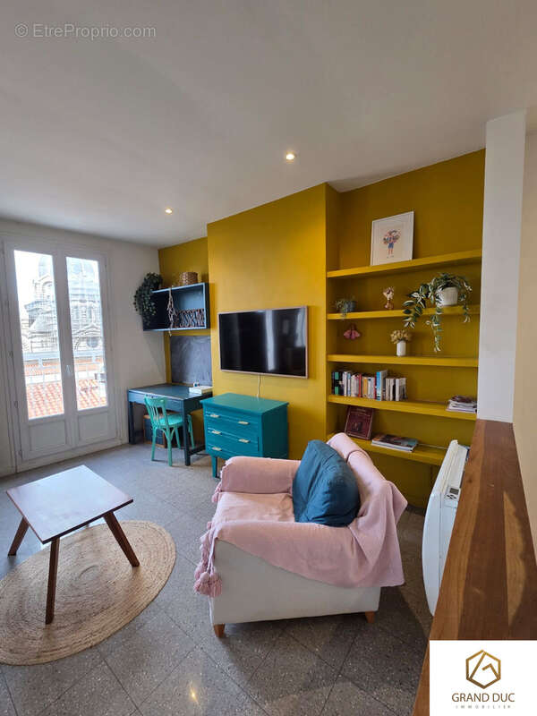 Duplex d’exception 115 m2   Vue mer & Cathédrale de la Major   Rue de l’Évêché - photo 2