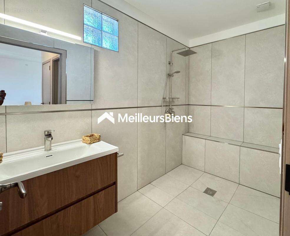 Appartement à SAINT-PIERRE