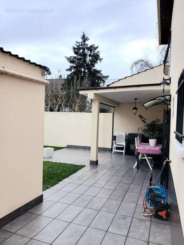 Maison à DRANCY