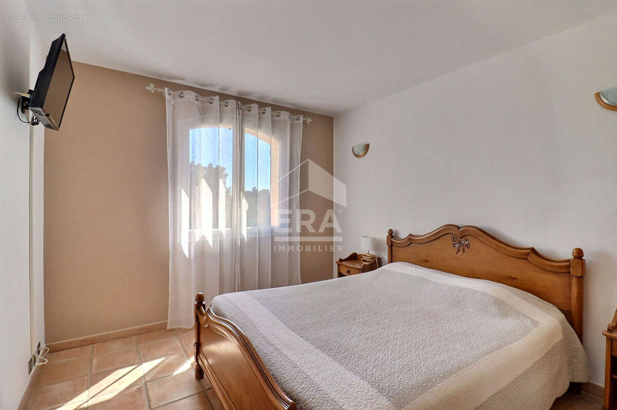 Maison à ENSUES-LA-REDONNE