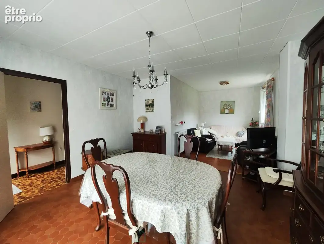 8 kms Sud Lisieux, maison de plain pied - photo 4