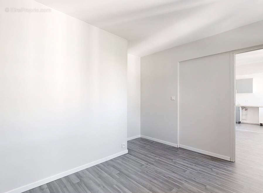 Appartement à EPINAY-SUR-SEINE