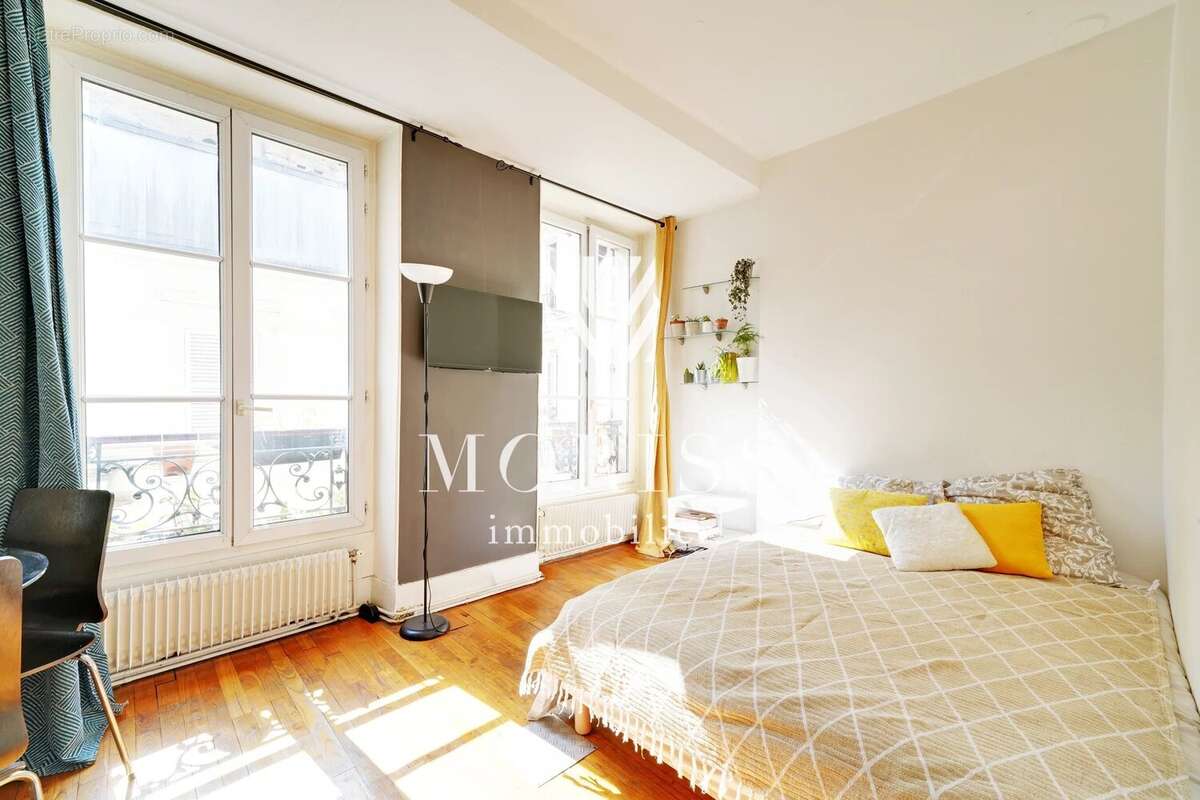 Studio - rue andre antoine - 75018 paris - photo 3