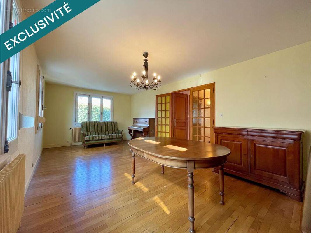 Photo 3 - Maison à LONGVIC