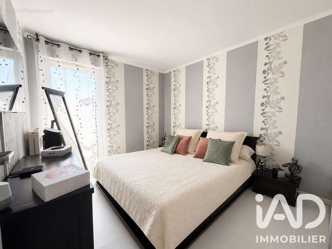 Appartement 82 m² à Torcy  - photo 9