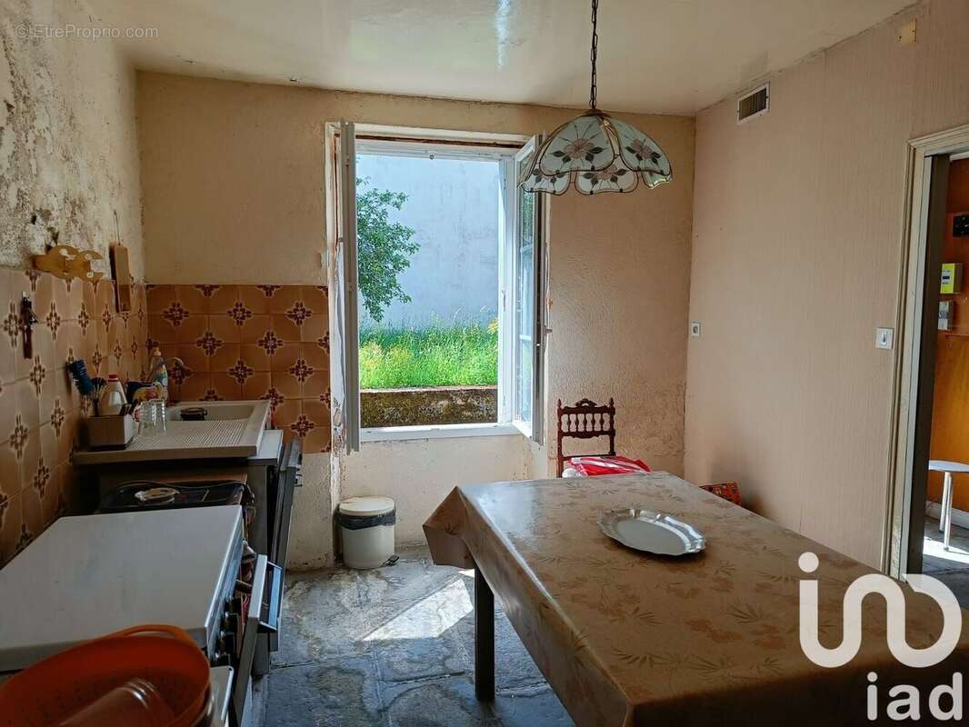 Photo 2 - Maison à PEYRELEVADE