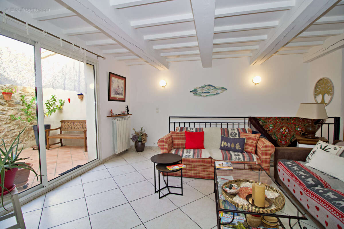 Maison à LEZIGNAN-CORBIERES