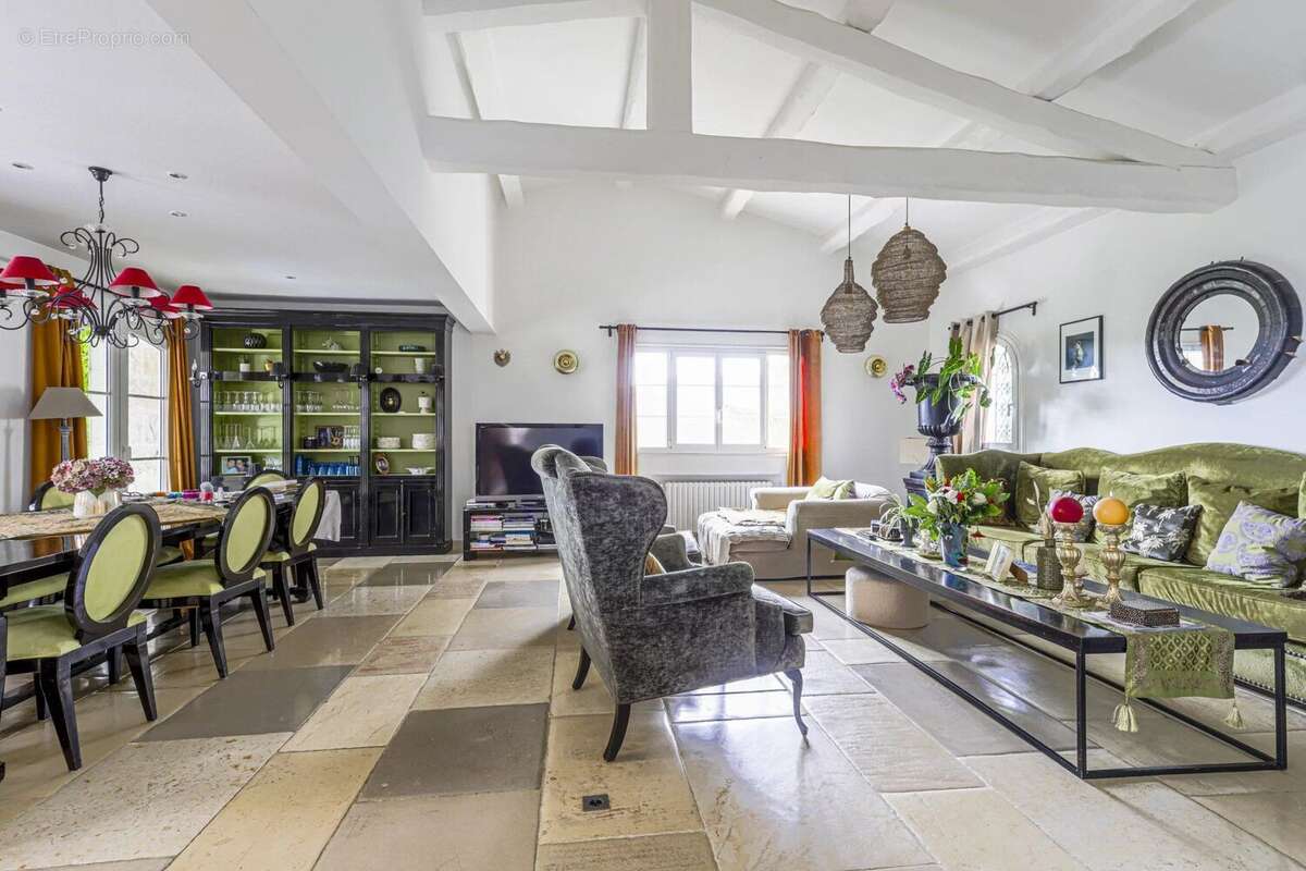Maison à LA GAUDE