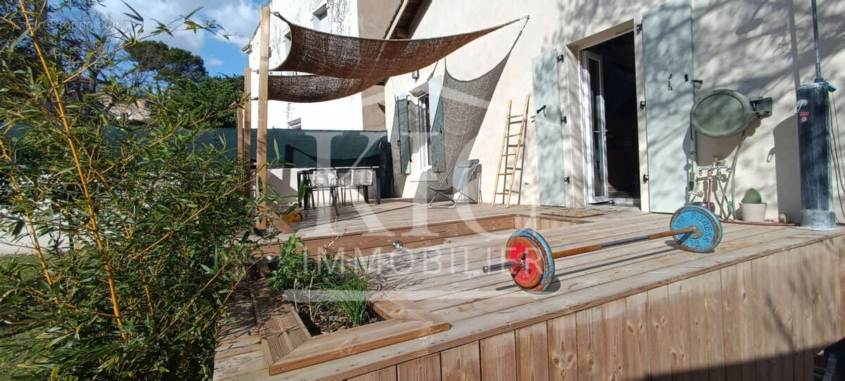 CARCASSONNE - Maison PP 2 chambres, jardin, 2 terrasses + garage - AUCUNS TRAVAUX ! - photo 10