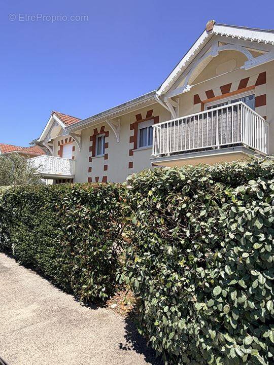 Appartement à LE VERDON-SUR-MER