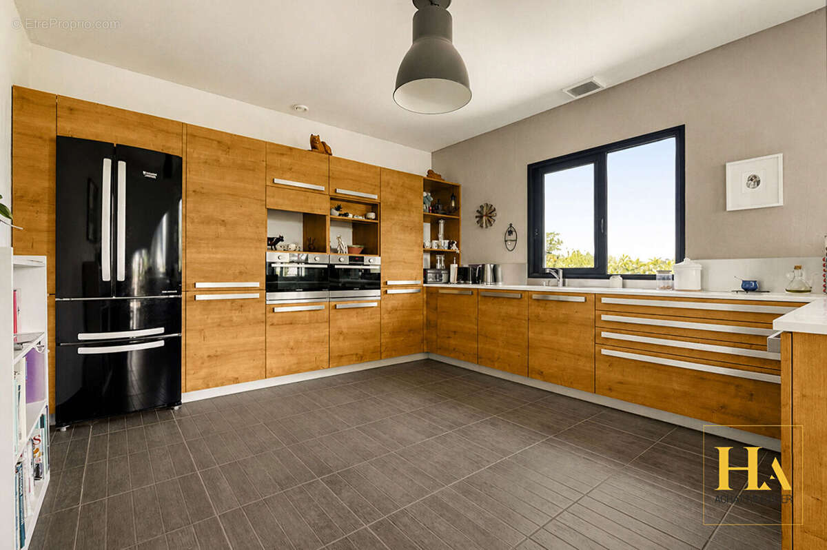 Maison à DREMIL-LAFAGE