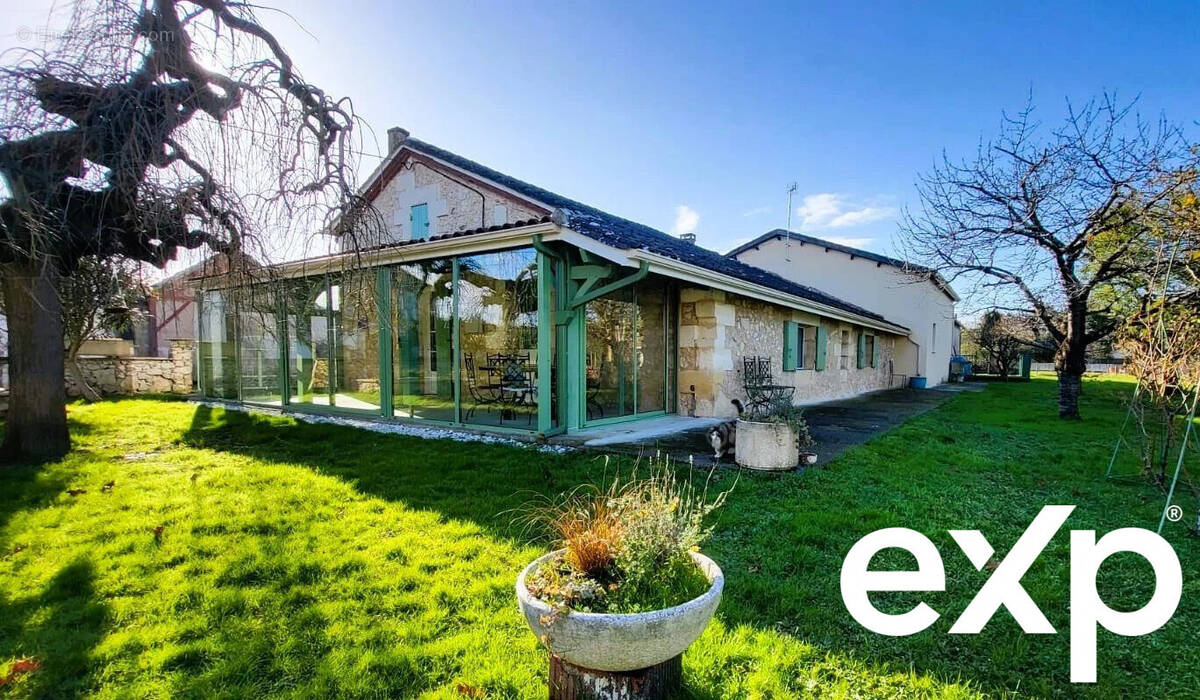 Maison à SAINT-LAURENT-DES-VIGNES