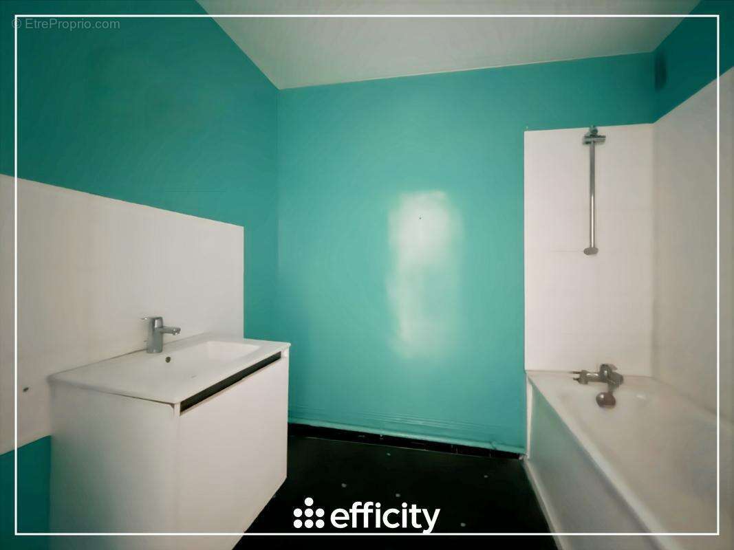 Appartement à PARIS-19E