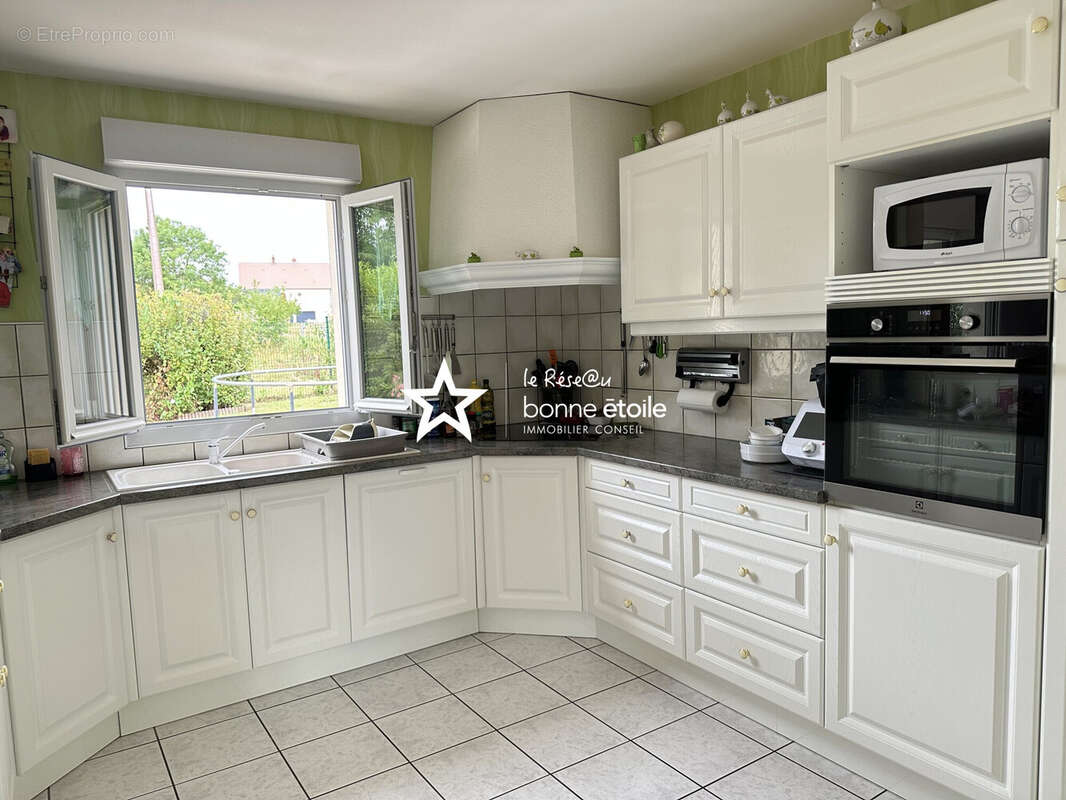 Maison à CHALINDREY