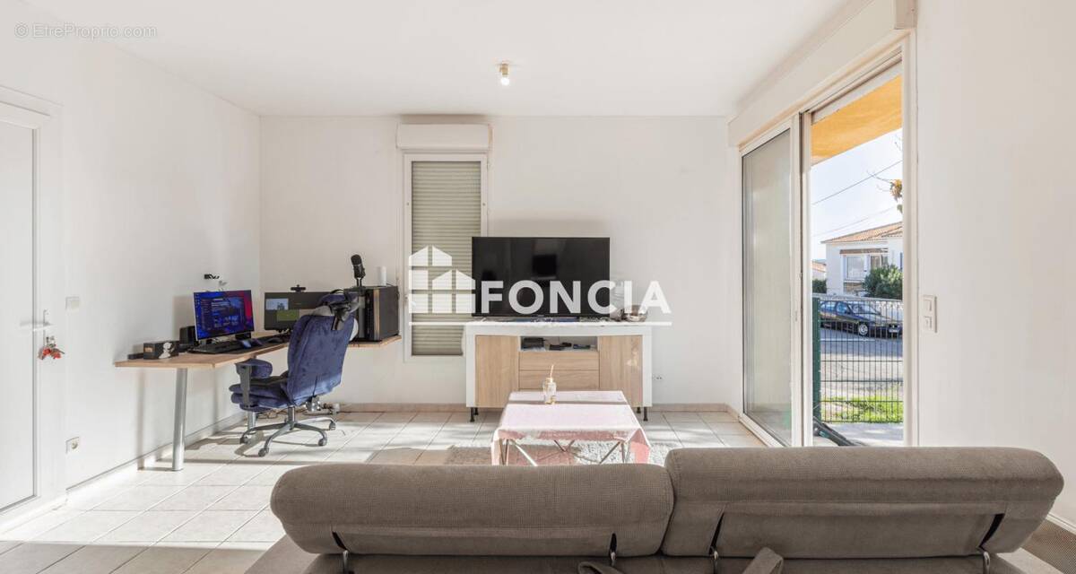 Appartement à PORT-DE-BOUC