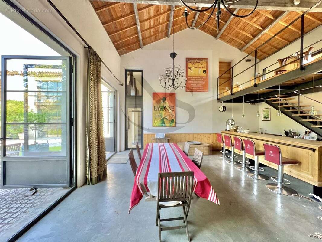 Maison à AIX-EN-PROVENCE