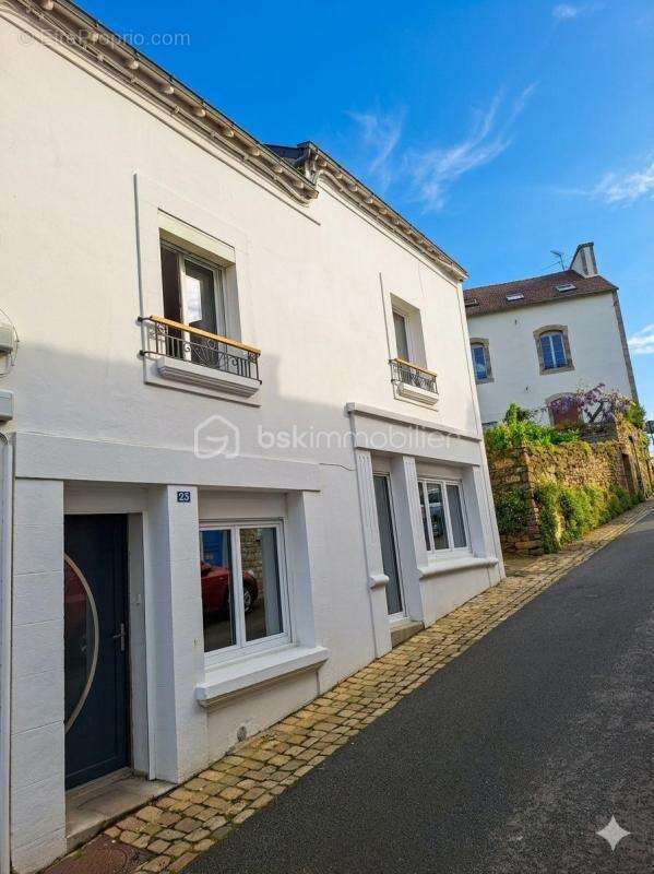 Maison à QUIMPERLE