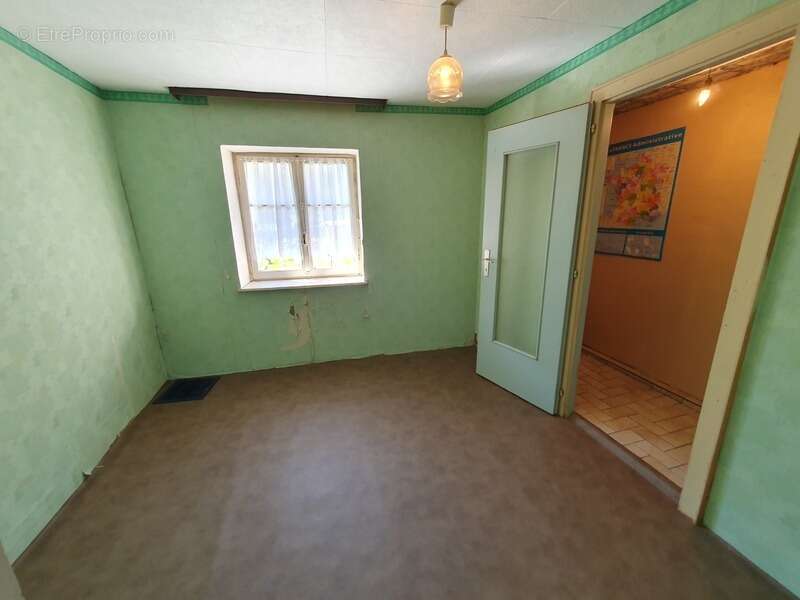 À VENDRE – Maison de caractère avec fort potentiel à Birkenwald - photo 8