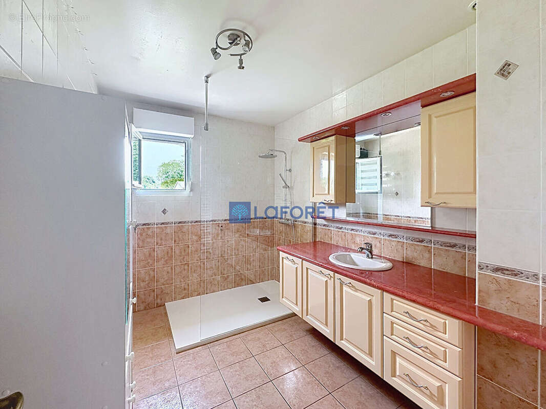 Maison à LA LANDE-PATRY
