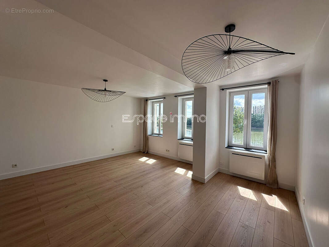 Appartement à DUCLAIR