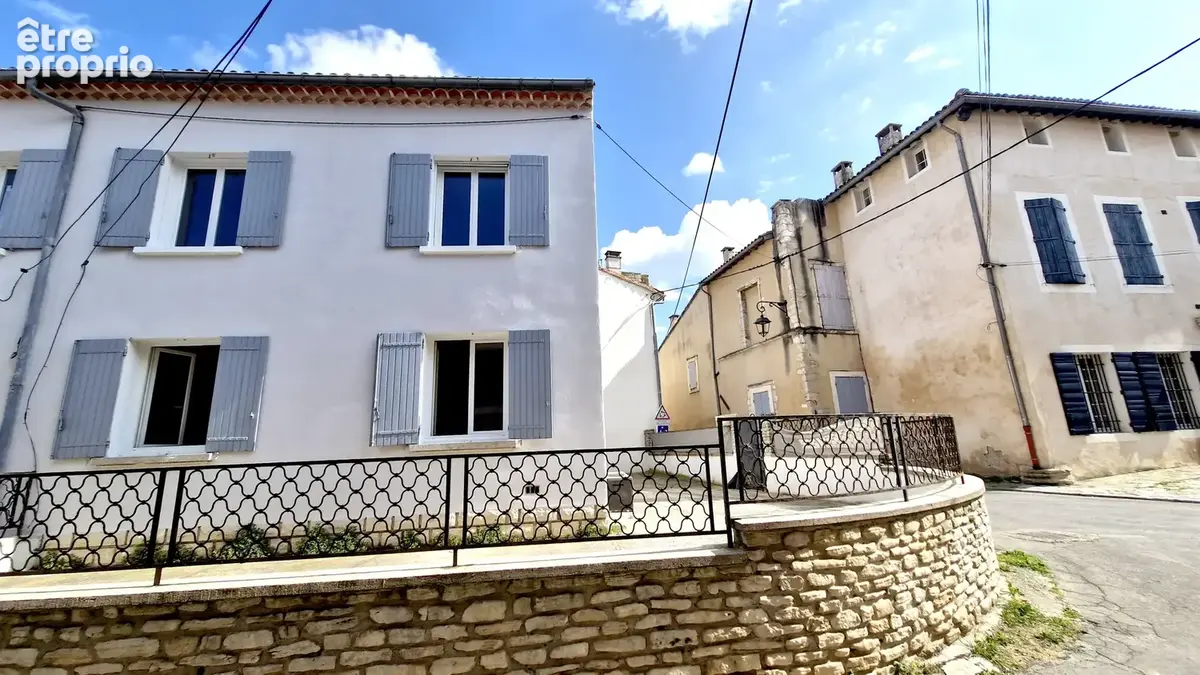 Maison de village 108 m2 avec terrasse, garage, 2 box et dépendance   Pernes-les-Fontaines - photo 2
