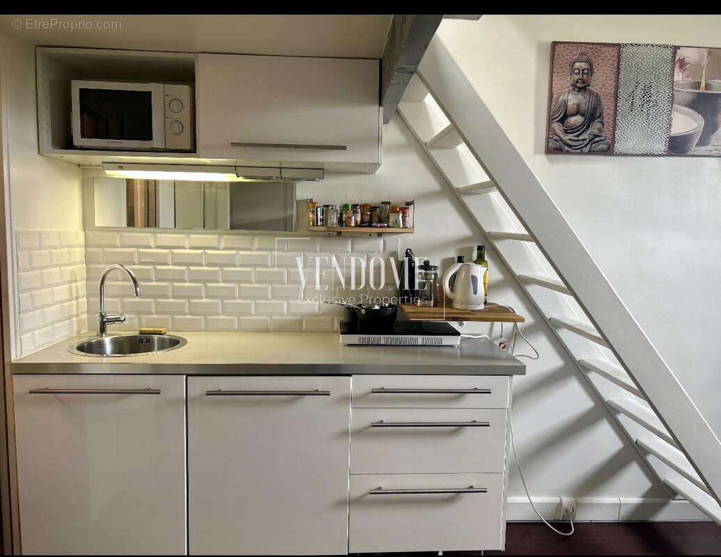 Appartement à PARIS-7E
