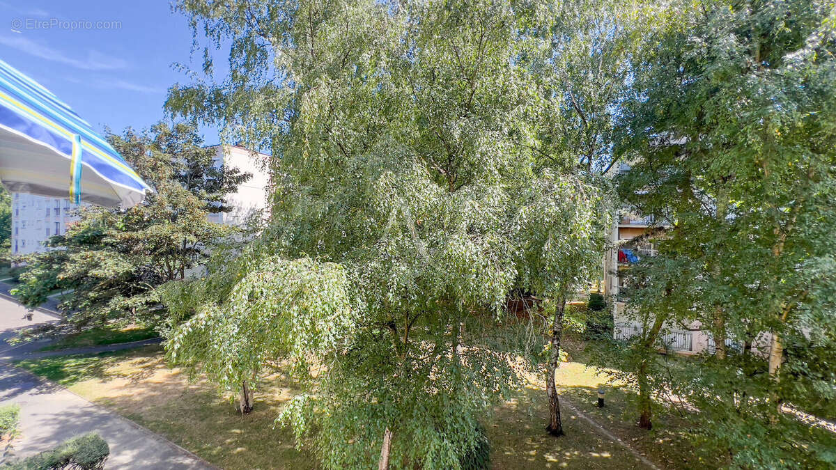 Appartement à YERRES