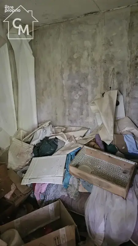 Maison à rénover entièrement- Fort potentiel - photo 8