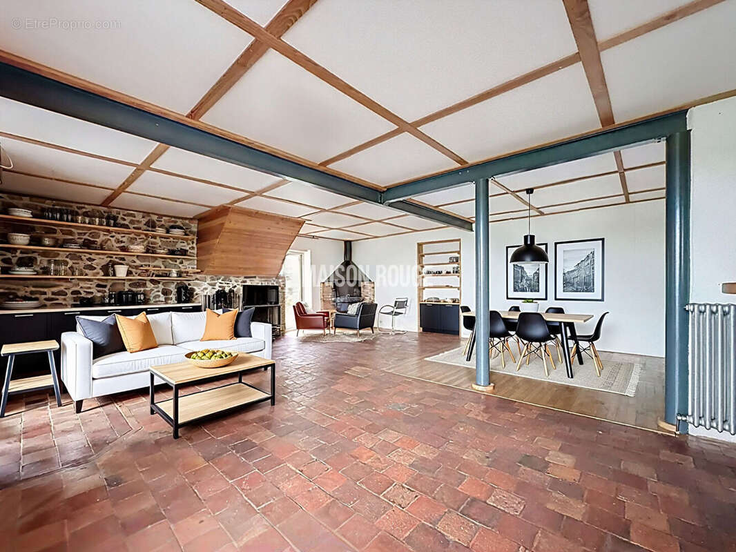 Maison atypique - Vie de plain-pied avec vue dégagée - Maison avec atelier  habitable - Langueux - photo 2