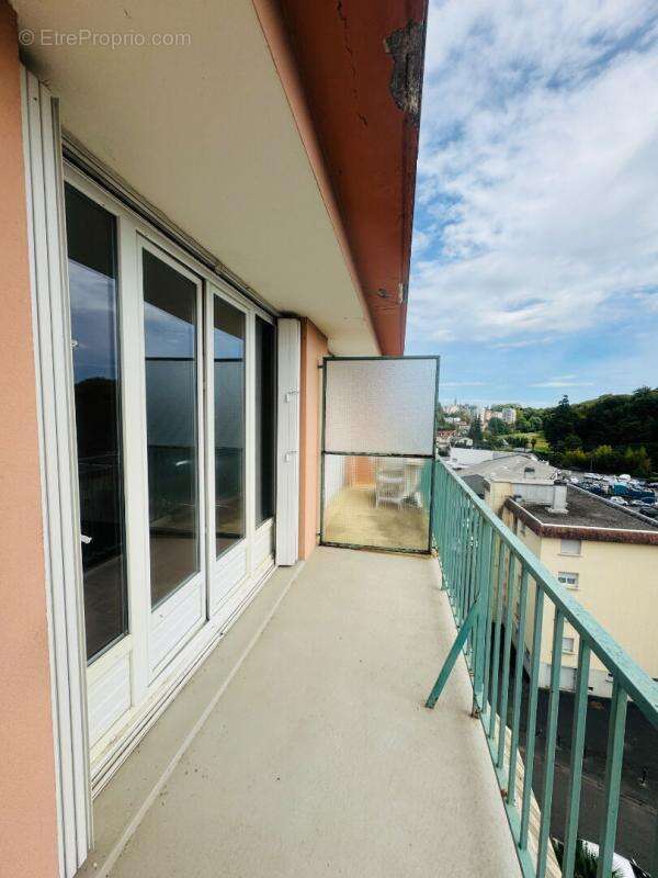 Appartement à BILLERE