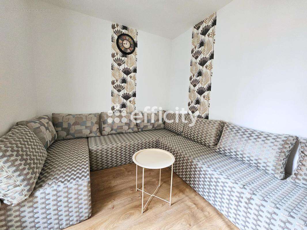 Appartement à GENNEVILLIERS