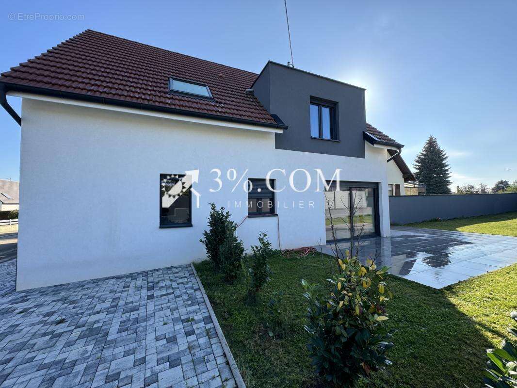 3%COM Belle maison contemporaine de  2021 - photo 9